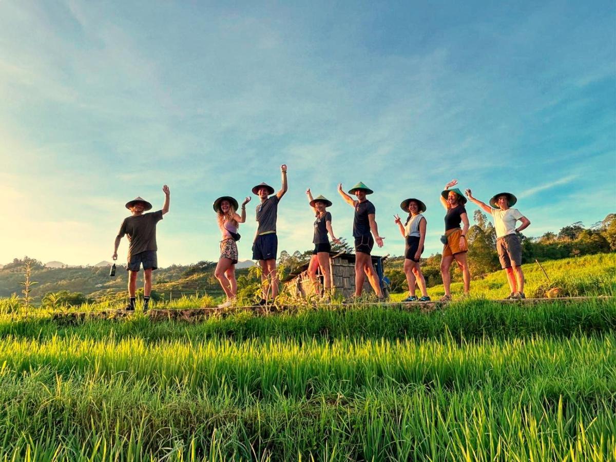 Sun Rice Homestay Рутенг Экстерьер фото
